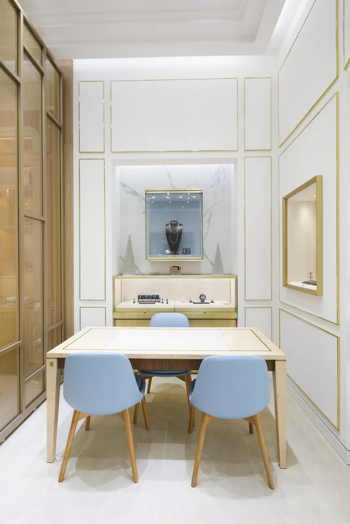 Boutique interior and display cabinet produced by Casadevall Group.