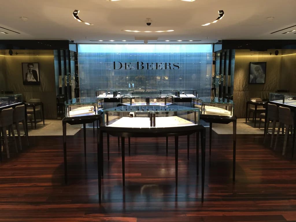 De Beers: Display produced by Casadevall Group.
