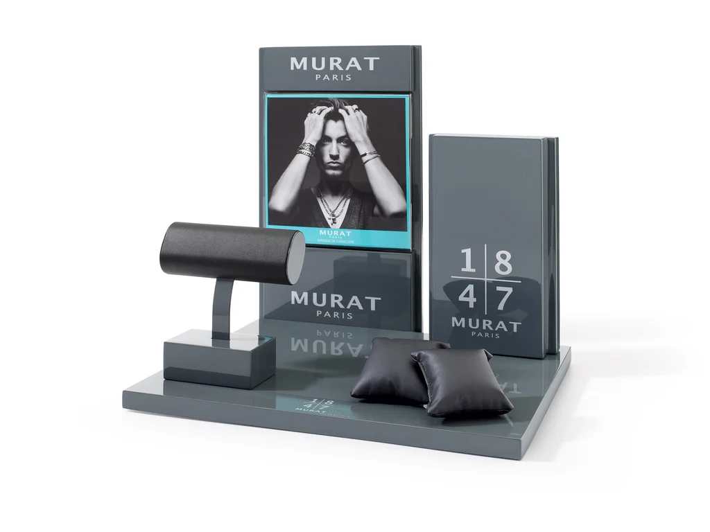 Murat Jewelry: Jewelry and accessory display produced by Casadevall Group.
