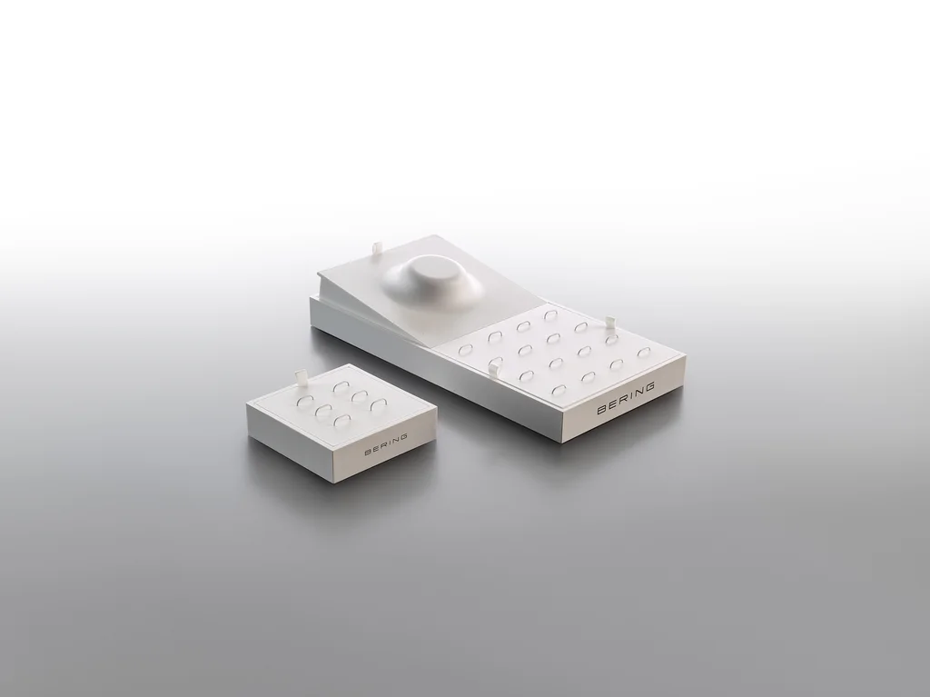 Bering: Minimalistic display produced by Casadevall Group.