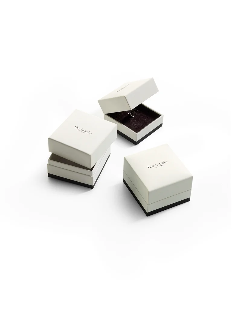 Guy Laroche: packaging produced by Casadevall Group.