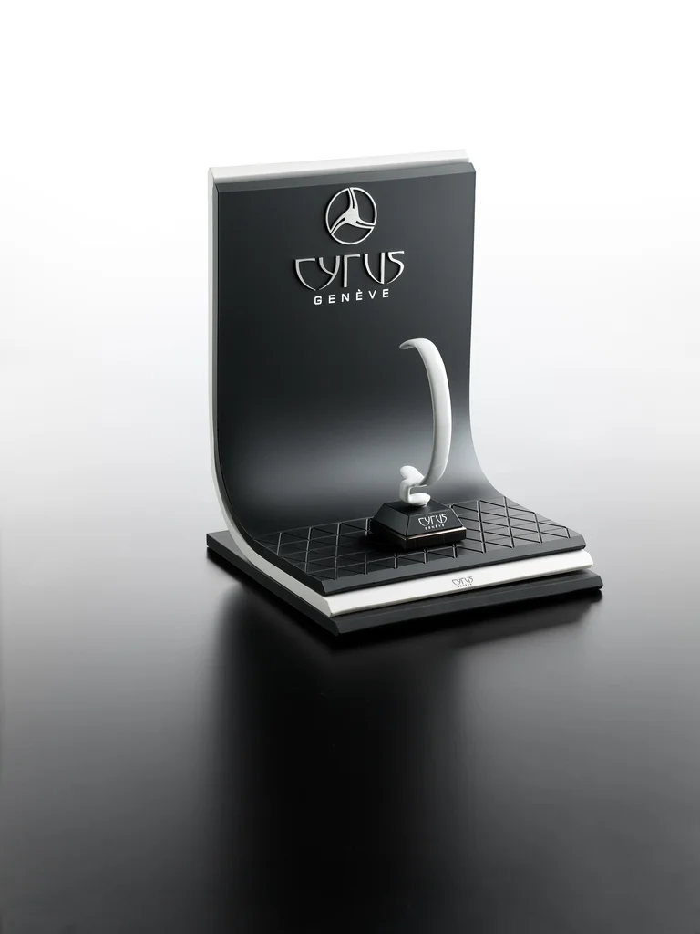Cyrus Genève: Sculptural watch display produced by Casadevall Group.