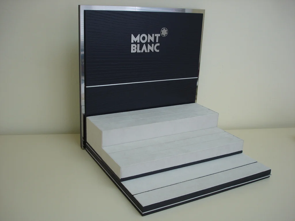 Montblanc: Tiered writing instrument display produced by Casadevall Group.