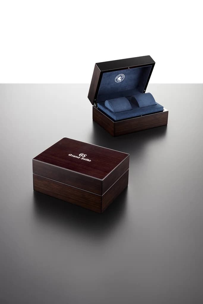 Grand Seiko: Wood-grain watch box produced by Casadevall Group.