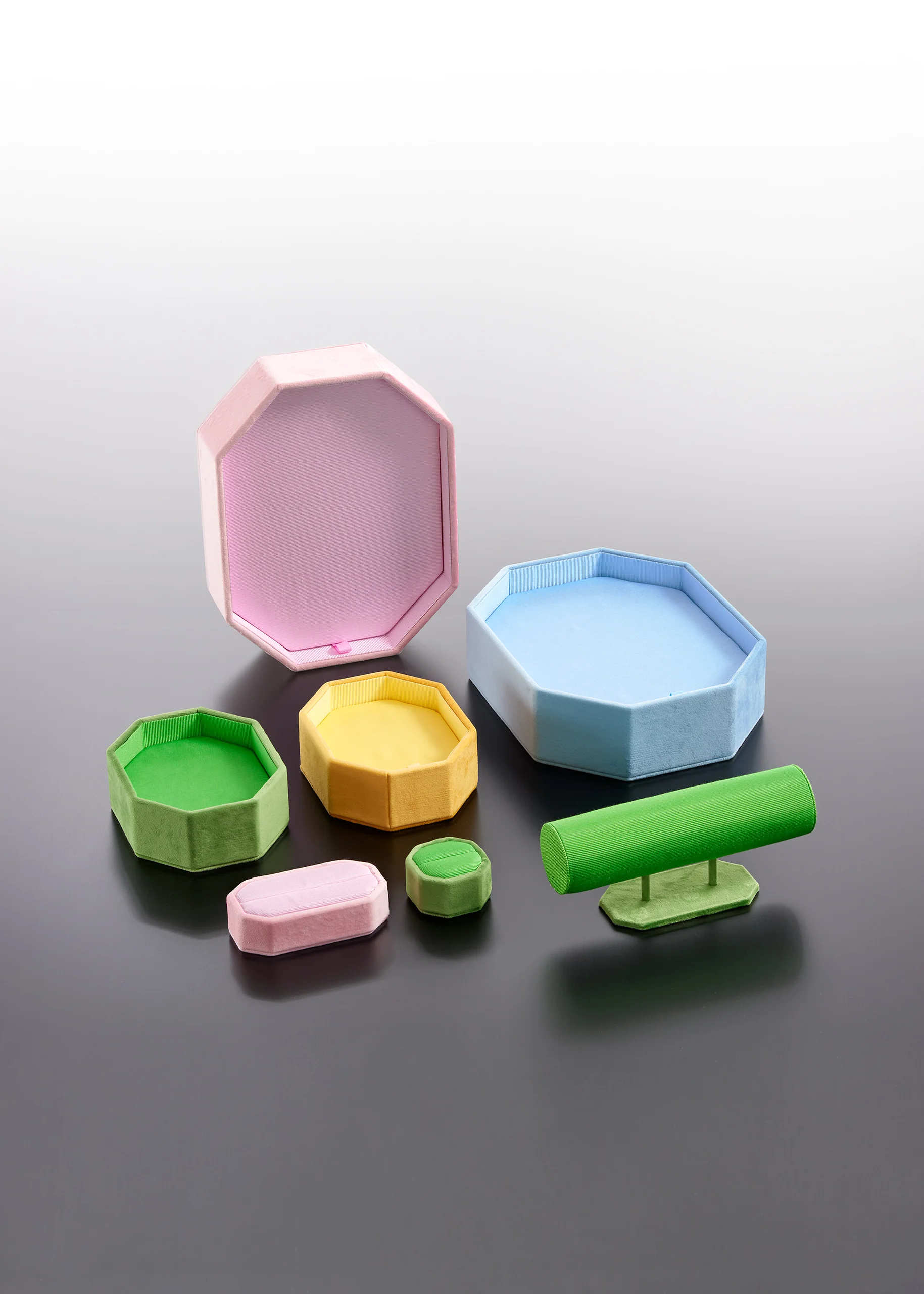 Faceted Display Riser produced by Casadevall Group.