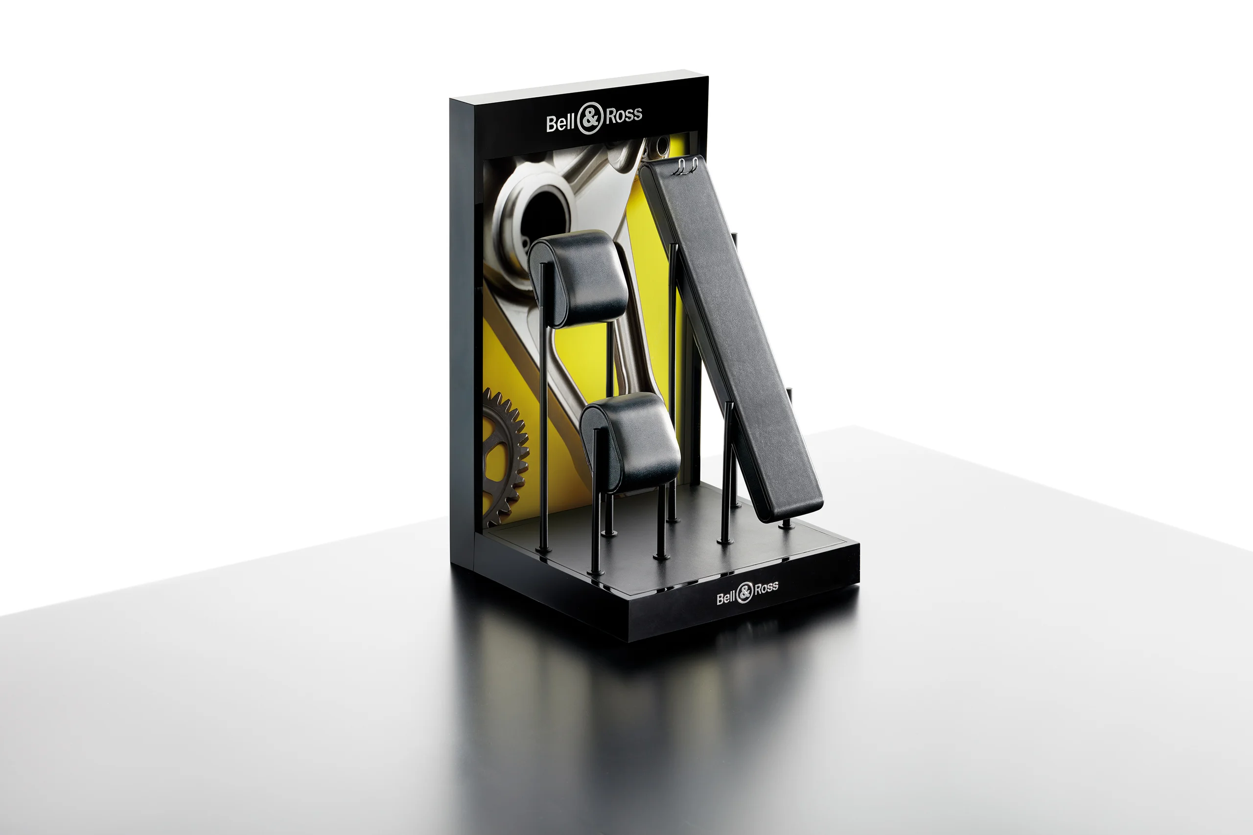 Bell & Ross: L-shape countertop display produced by Casadevall Group.