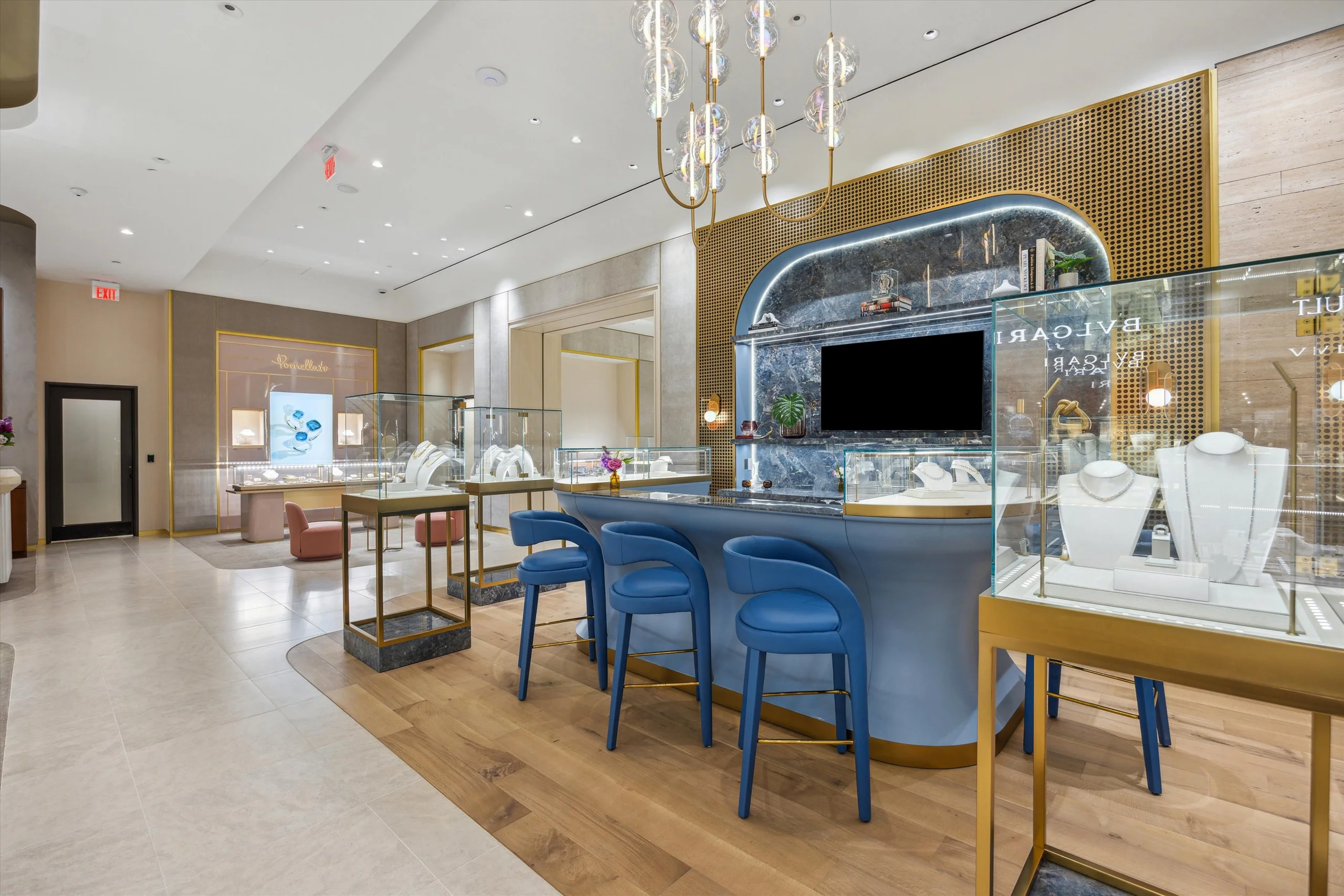 Multi-brand jewelry boutique interior produced by Casadevall Group.
