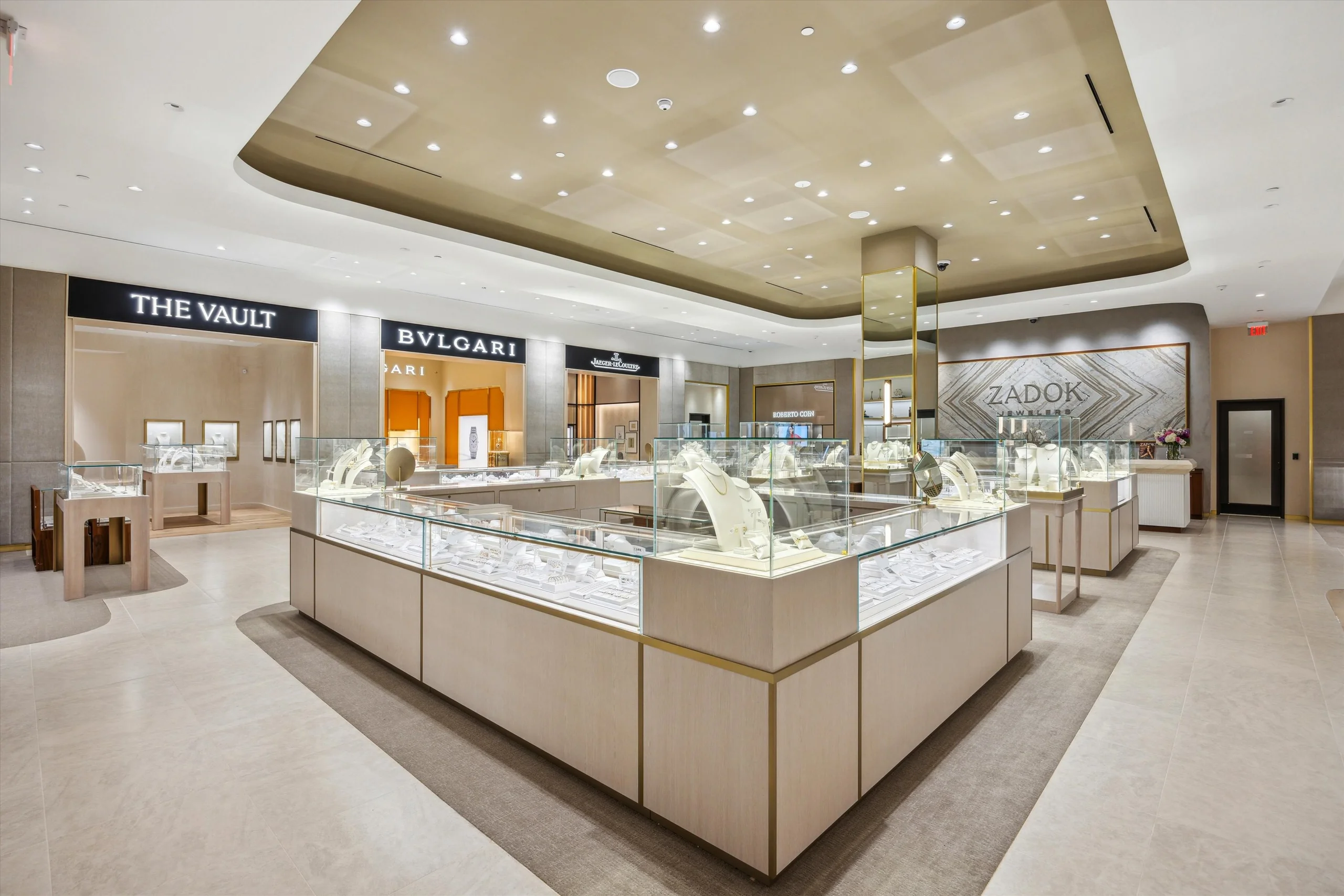 Multi-brand jewelry boutique interior produced by Casadevall Group.
