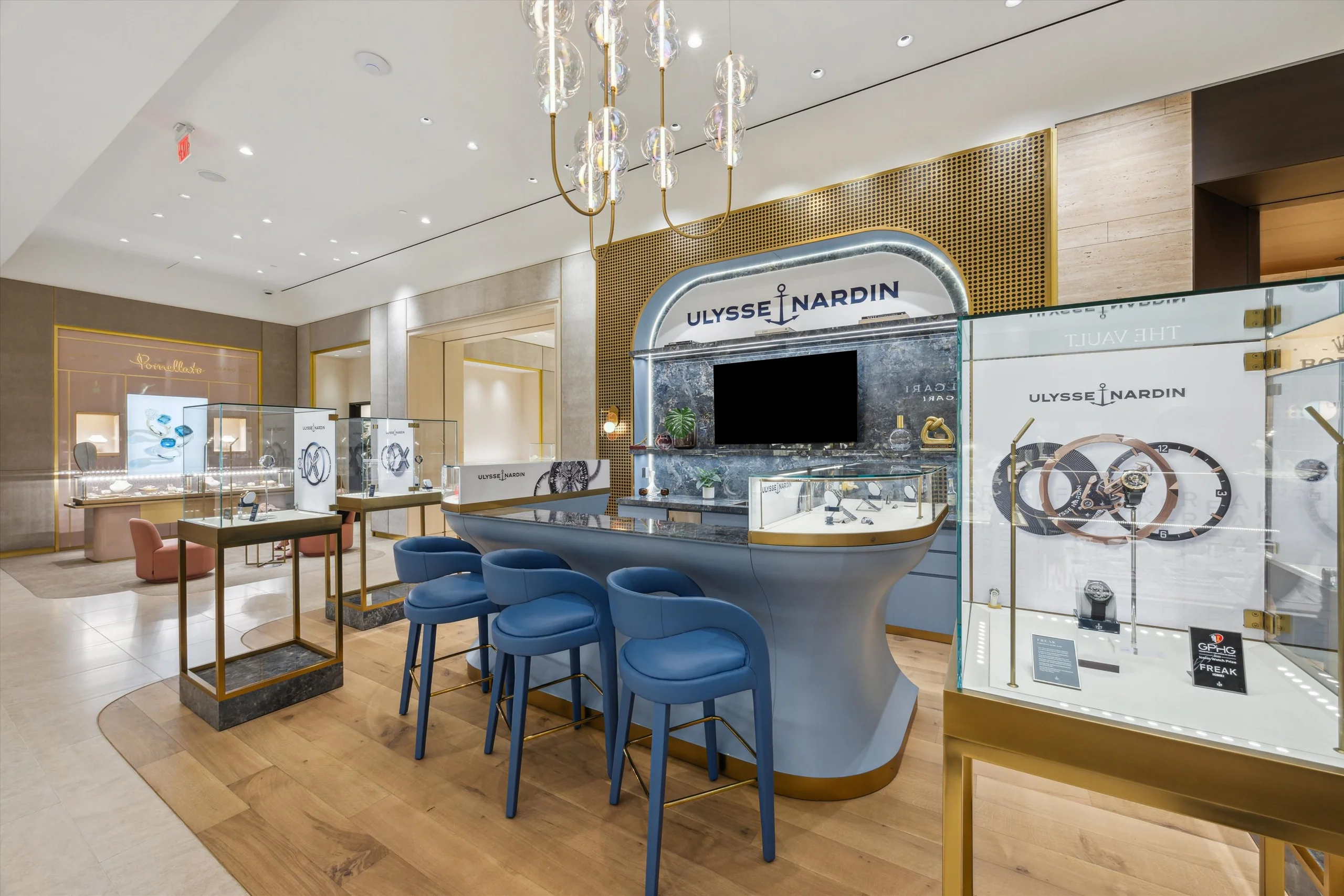 Multi-brand jewelry boutique interior produced by Casadevall Group.