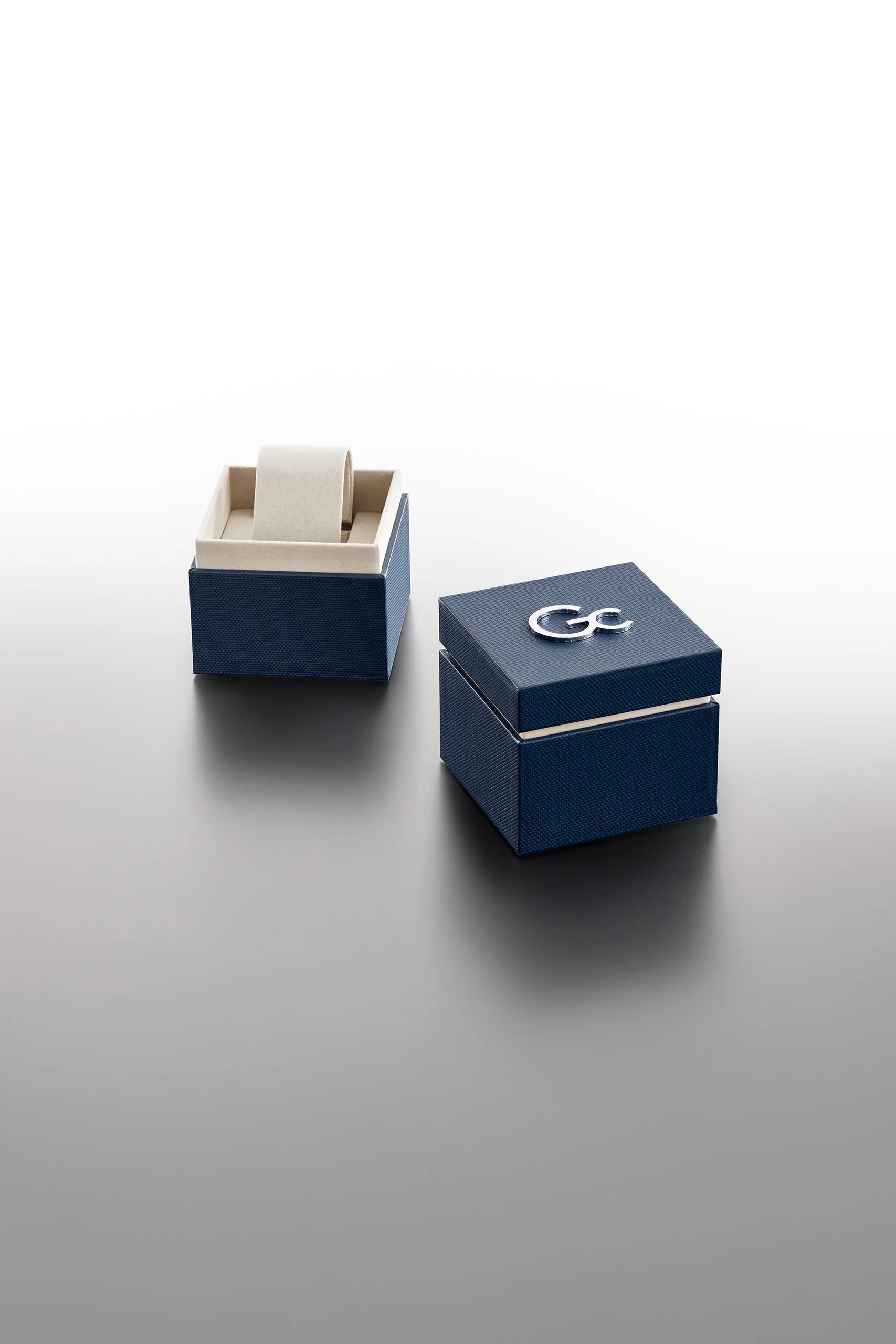 Gc: packaging produced by Casadevall Group.