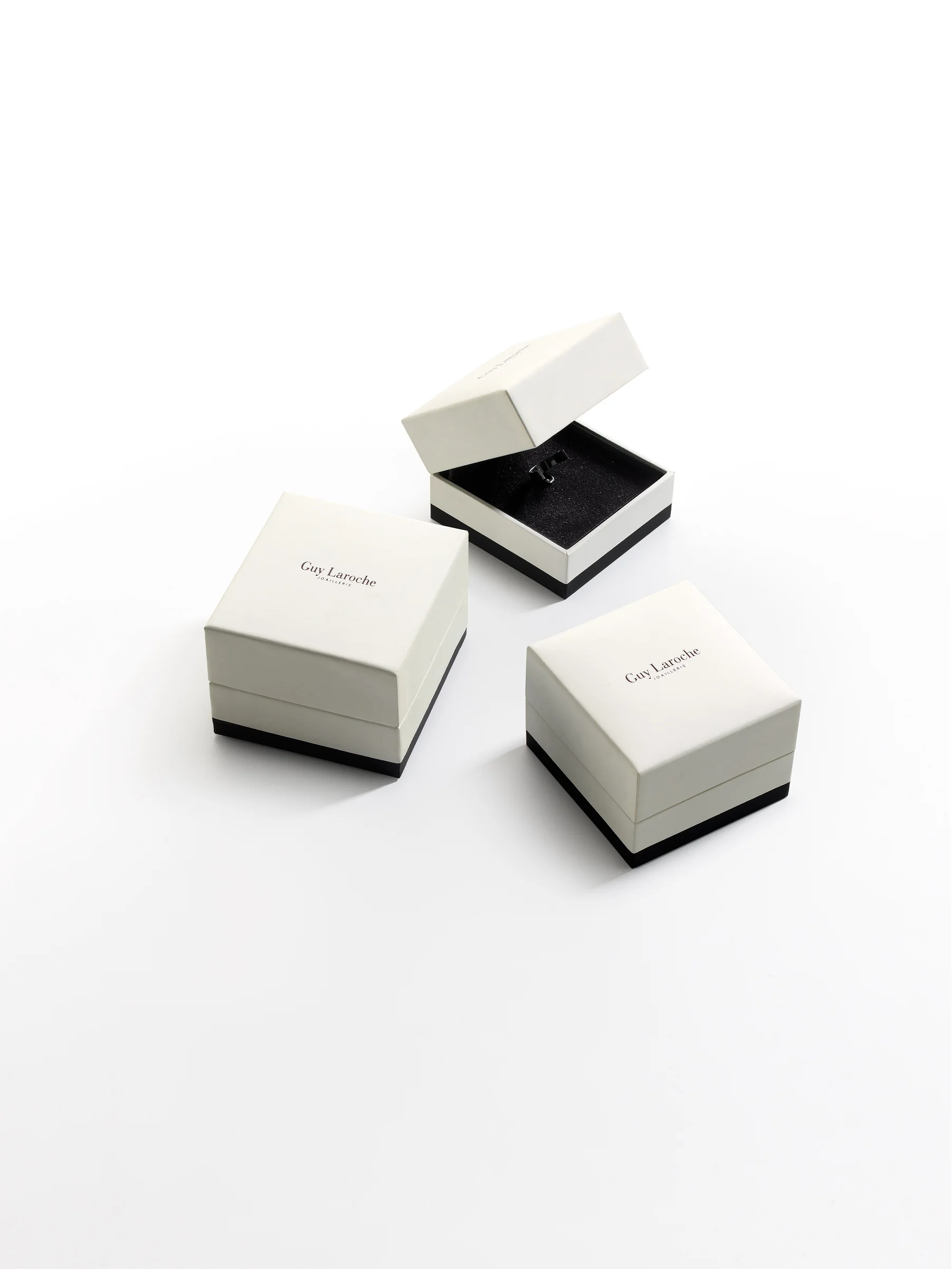 Guy Laroche: packaging produced by Casadevall Group.